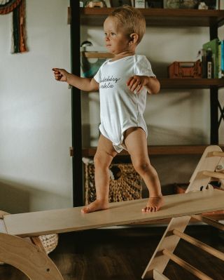 Heslo povánočních dnů - a teď to cukroví, salát a smažený pěkně vyběhat! Děti mají tu výhodu, že se do pohybu nenechají...